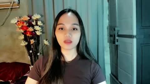 hilarymolly online show from 04.11.26