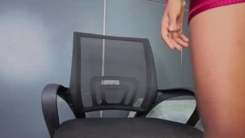  Hillary  online show from 01.13.26