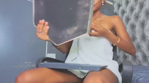  Hillary  online show from 02.07.26