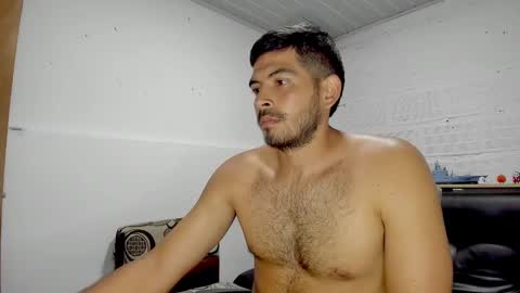 Snapshot of himoreno97 chatting on 02.05.25 Hi moreno online show from 02.05.25