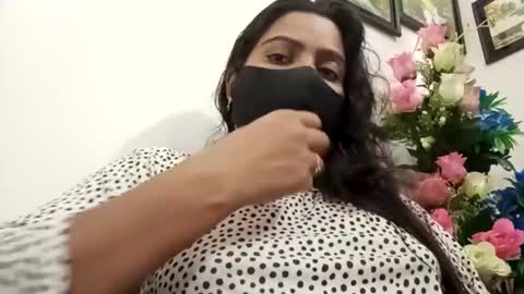 himuhimu22 online show from 02.13.25