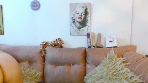 hinata lee online show from 01.23.25