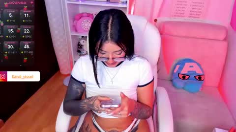  Karol  Independent Model online show from 02.22.25