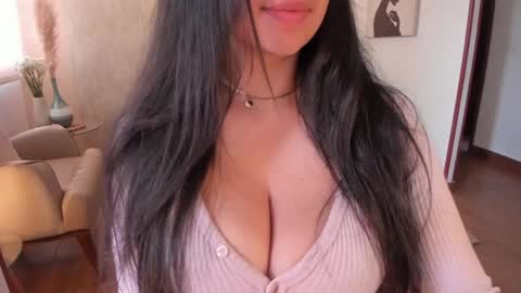 Snapshot of hinnata69 chatting on 12.23.24 Hinnata online show from 12.23.24