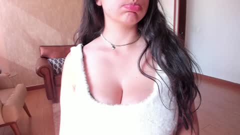 Snapshot of hinnata69 chatting on 01.14.25 Hinnata online show from 01.14.25