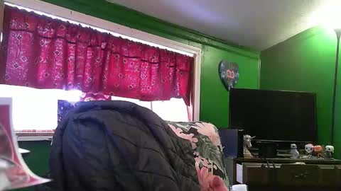 hippiedad333 online show from 02.23.26