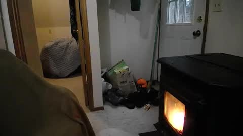 Snapshot of hippiezen chatting on 12.01.24 Hippie Jijm online show from 12.01.24