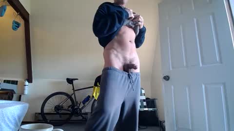 Snapshot of hippiezen chatting on 09.15.25 Hippie Jijm online show from 09.15.25