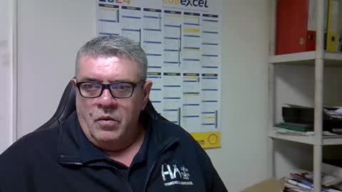 Snapshot of hippopotame17 chatting on 12.04.24 hippo online show from 12.04.24