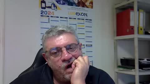 Snapshot of hippopotame17 chatting on 12.13.24 hippo online show from 12.13.24