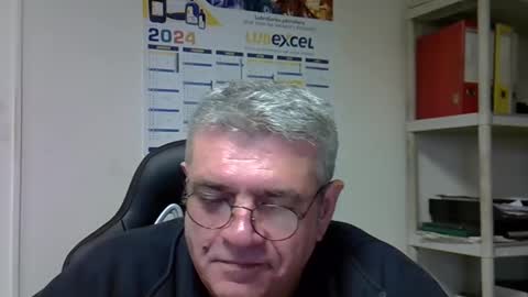 Snapshot of hippopotame17 chatting on 12.16.24 hippo online show from 12.16.24