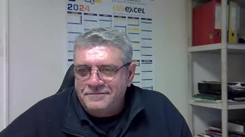 Snapshot of hippopotame17 chatting on 12.20.24 hippo online show from 12.20.24