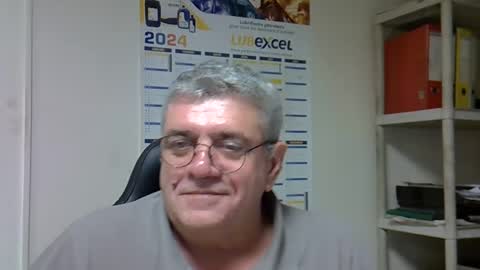 Snapshot of hippopotame17 chatting on 12.26.24 hippo online show from 12.26.24