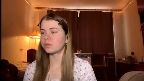 Snapshot of hirokosersen chatting on 01.18.26 I am Amy ntmu Lets hit 10 Thumbs Up together online show from 01.18.26