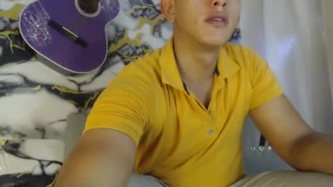 Snapshot of hiroshi_shen2 chatting on 05.06.26 hirosi shen online show from 05.06.26
