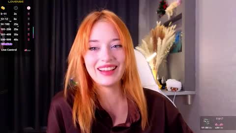 Snapshot of hisoka__akerley chatting on 10.17.25 Ella online show from 10.17.25