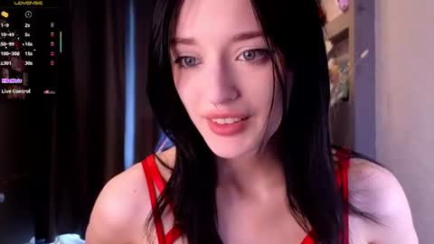 Snapshot of hisoka__akerley chatting on 07.12.26 Ella online show from 07.12.26