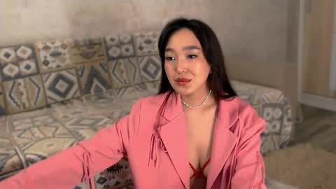  Hitomi  online show from 03.16.26