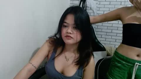 hoelyfloryn online show from 02.12.26