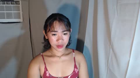 Karrie3 online show from 11.26.25