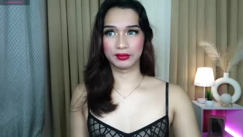 Hoelymorri online show from 01.05.26