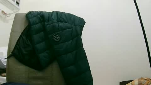 Snapshot of holdmycock4fun chatting on 02.06.25 krish online show from 02.06.25