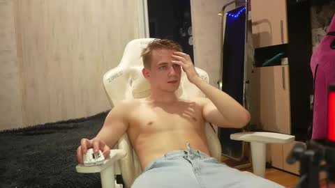 Extaz  Athrey  Howard online show from 10.10.25