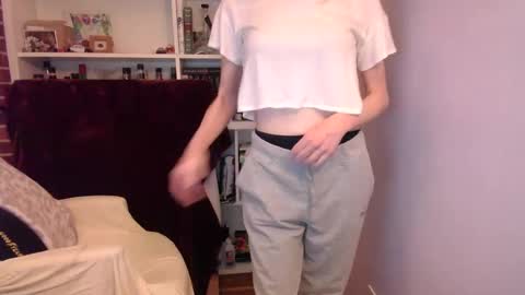 holly_bourbon online show from 03.22.26