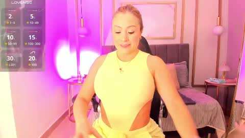 Holly Madisson online show from 07.12.26