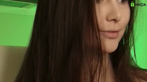 hollyextra online show from 01.24.25