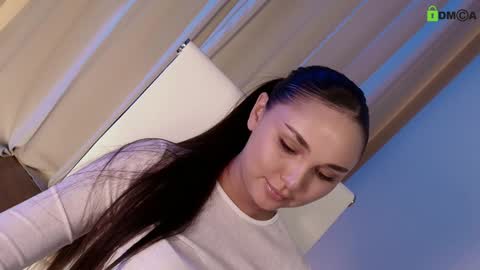 hollyextra online show from 02.08.25