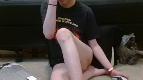 Holly Hawkes online show from 01.28.25