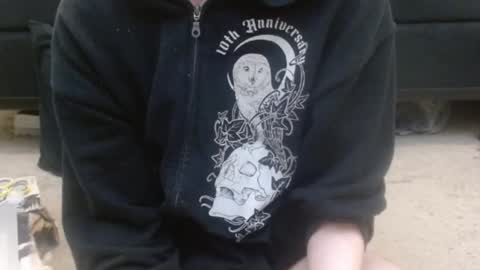 Holly Hawkes online show from 03.07.25