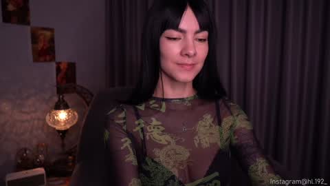 Snapshot of hollylinder_ chatting on 02.06.25 Holly Linder online show from 02.06.25