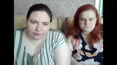 HollyXEva online show from 05.04.26