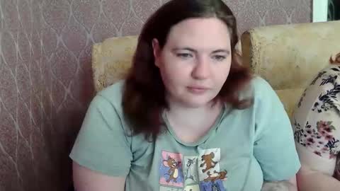 HollyXEva online show from 05.17.26
