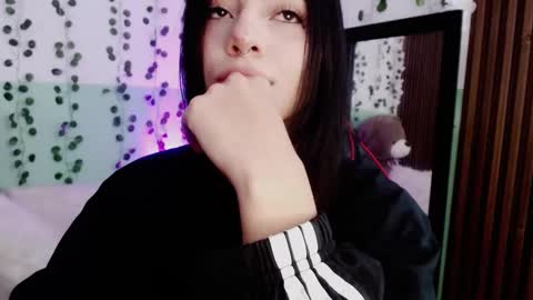 holly online show from 12.18.24