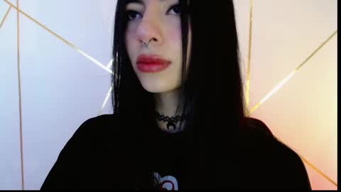 holly online show from 02.24.25