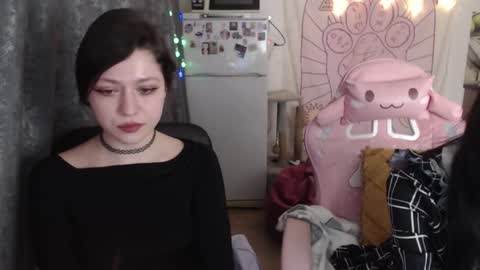 Snapshot of holy420loly chatting on 01.19.25 Ho Lee Sheet online show from 01.19.25