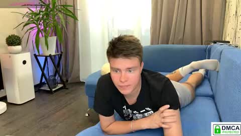 holy_eggs_00 online show from 09.14.25