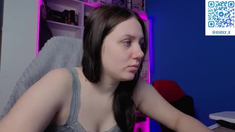 Snapshot of holy_kveta chatting on 02.11.26 Kviki online show from 02.11.26