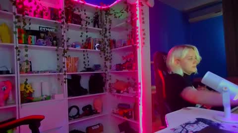 holy_mistresss online show from 10.22.25