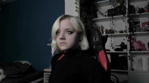 holy_mistresss online show from 11.23.25