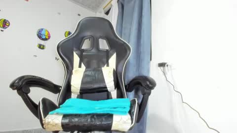 Holly online show from 12.18.24