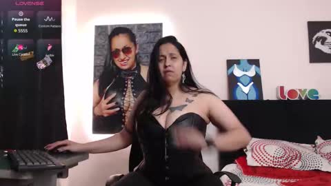 Snapshot of holydeath_1 chatting on 10.25.25 Milena online show from 10.25.25