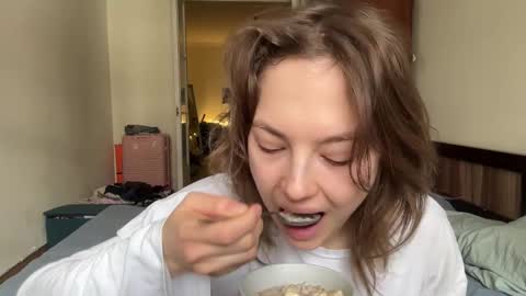 dori not holy get my tg channel with link from description under last photo online show from 02.26.25