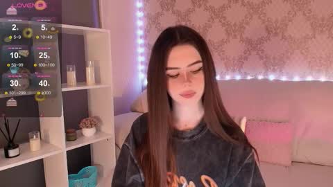 Mia online show from 03.10.26