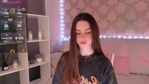 Mia online show from 03.23.26