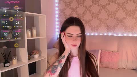 Mia online show from 04.03.26