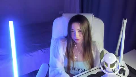 holypolys online show from 01.15.26